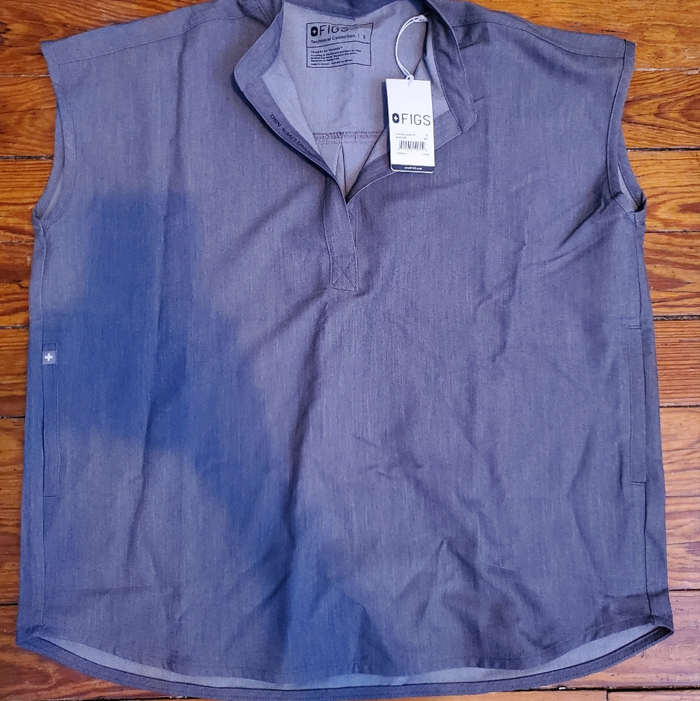Figs S Graphite Rafeala Top NWT